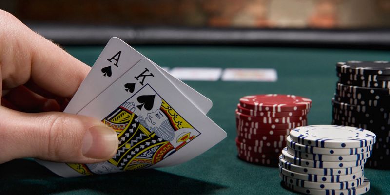 Phân tích chiến lược Poker cho người mới bắt đầu